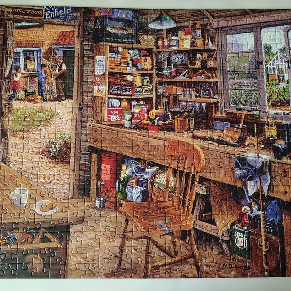 Ravensburger 500 Large Piece Puzzle "Dad's Shed" - Picture 3 of 3